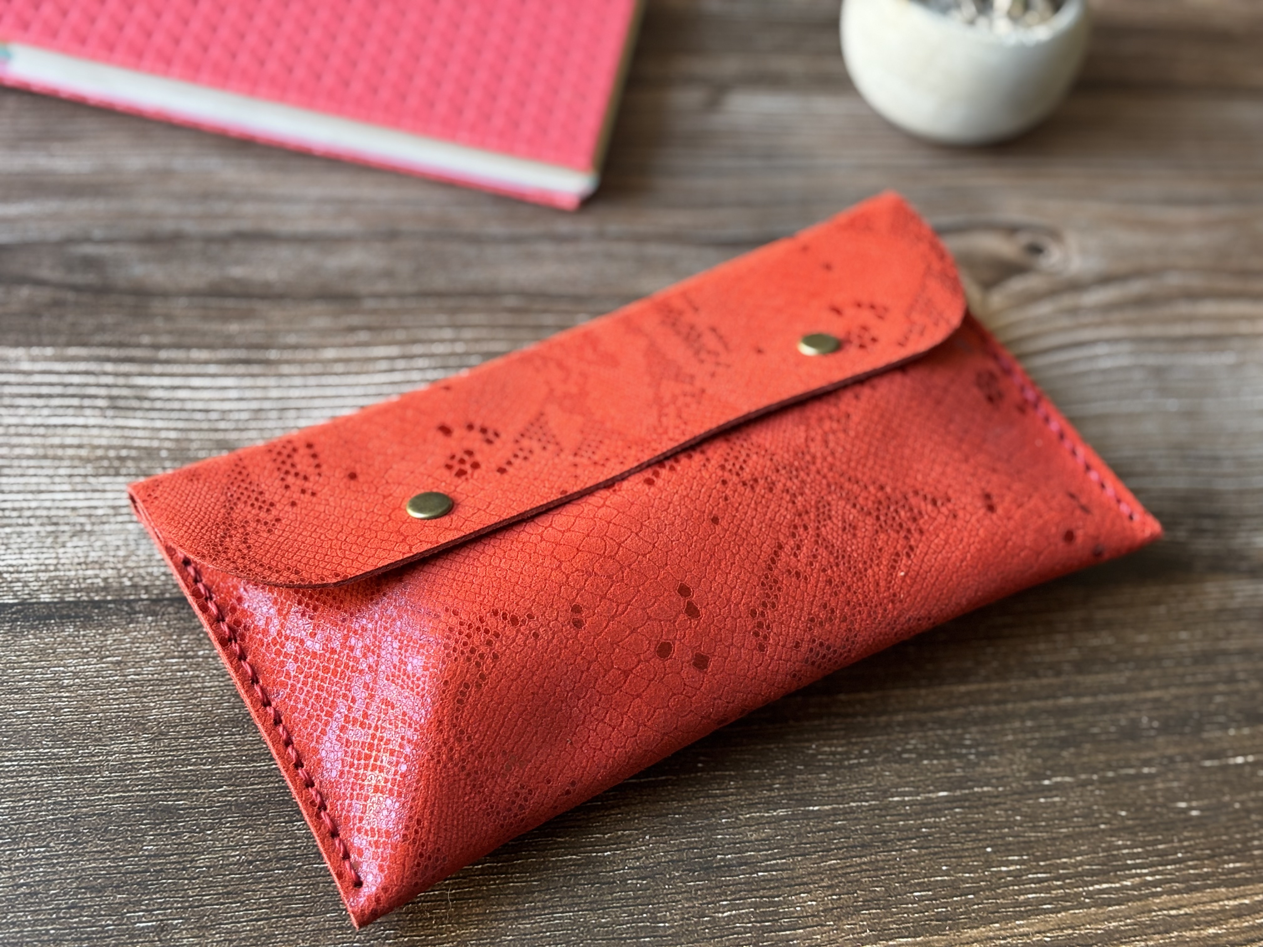 Estuche de cuero color Matuasto Rojo L 5