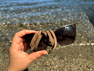 Strap para lentes cuero color Café