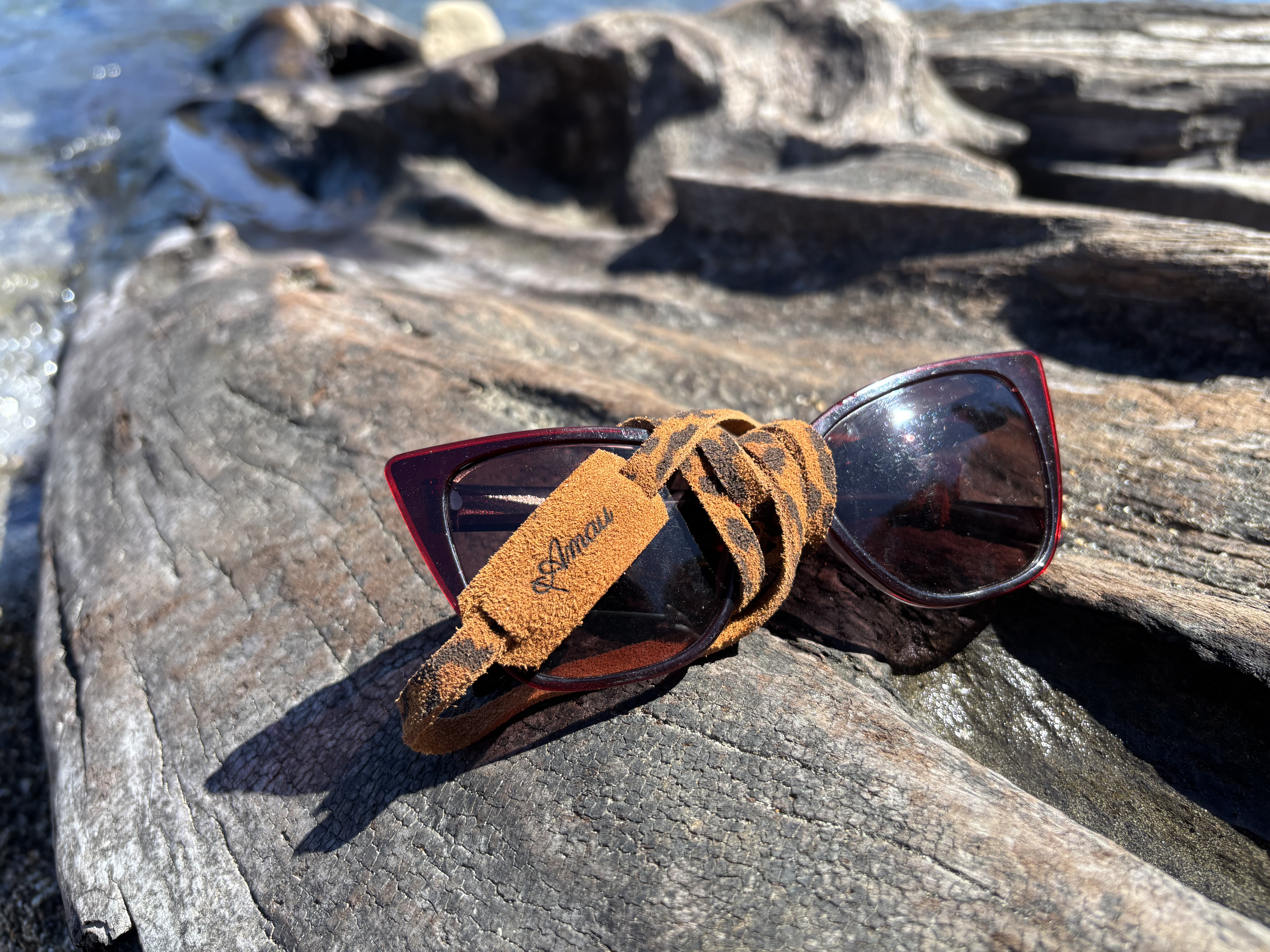 Correa de cuero para lentes ópticos o de sol  color Leopardo Tabaco 6