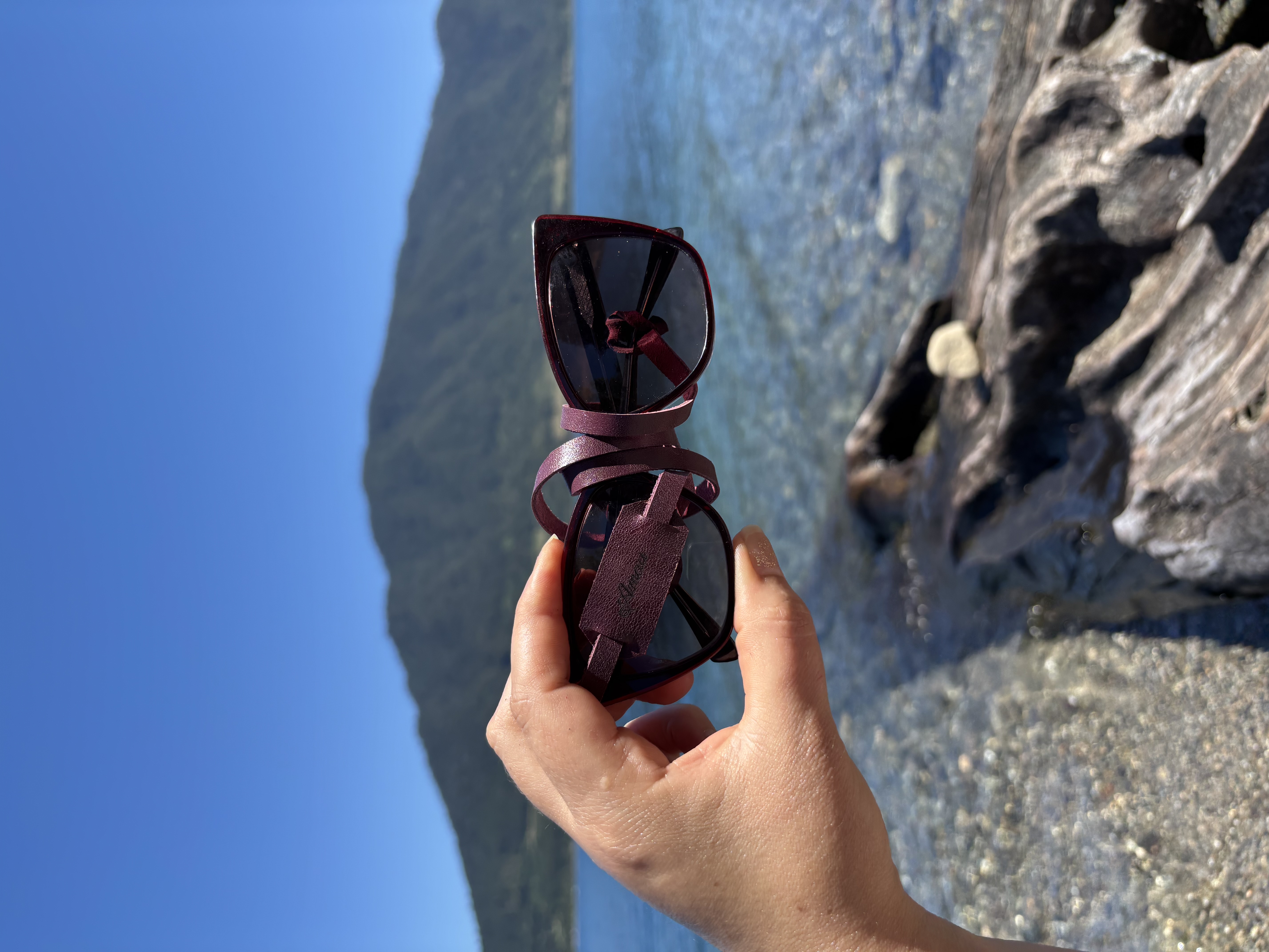 Strap de cuero para lentes color Guinda 6