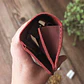 Tabaquera de cuero color Cereza - Miniatura 8