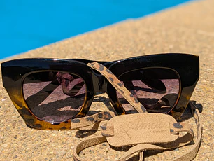 Strap de cuero para lentes color Leopardo Trigo