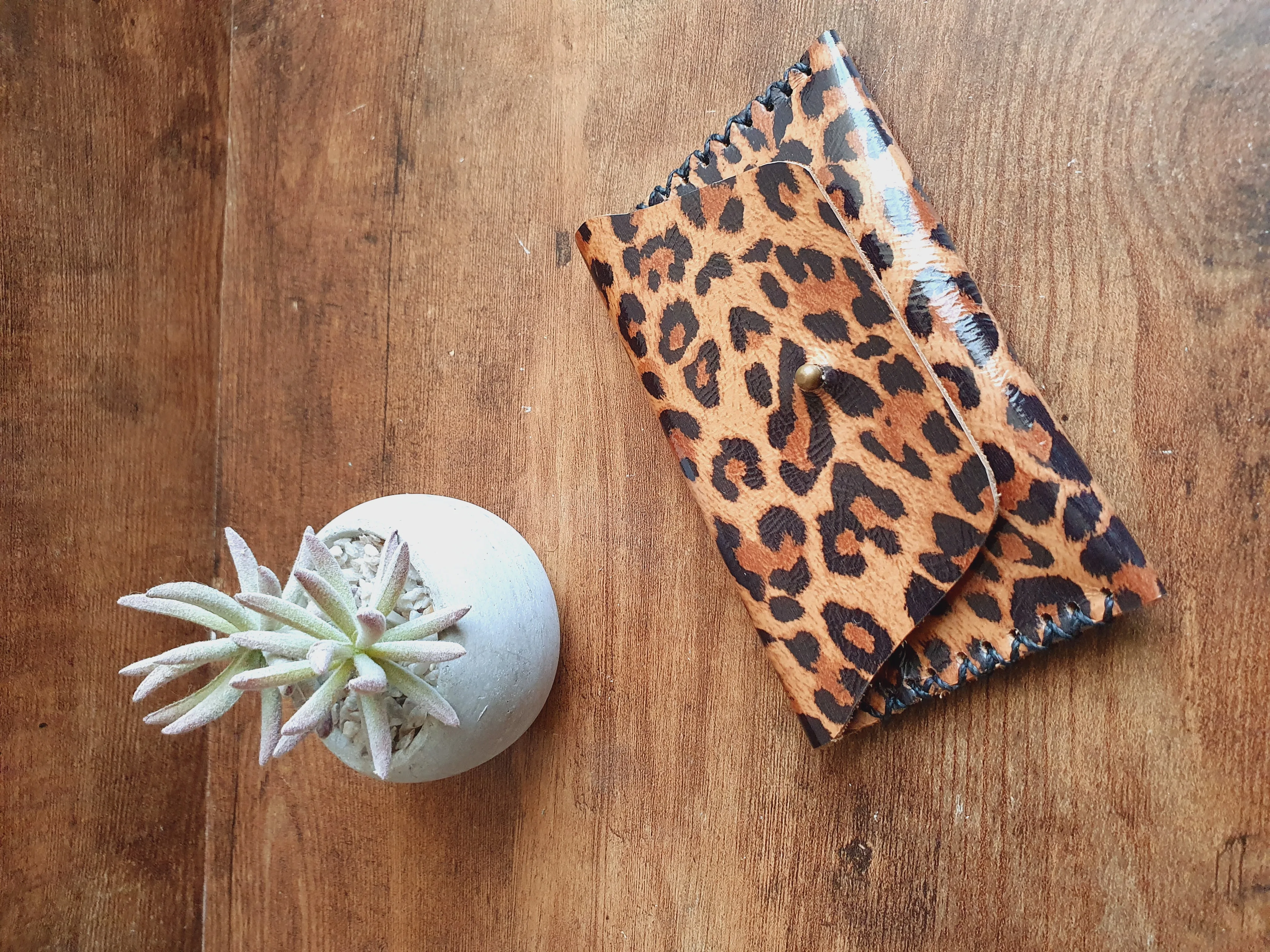 Monedero color Leopardo Habano 6