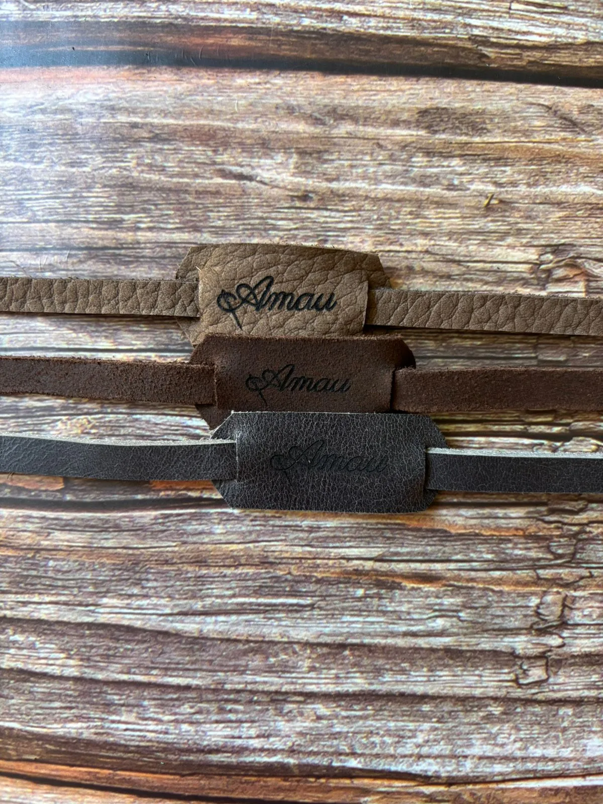 20% DCTO/Pack 3 straps de cuero para lentes 10