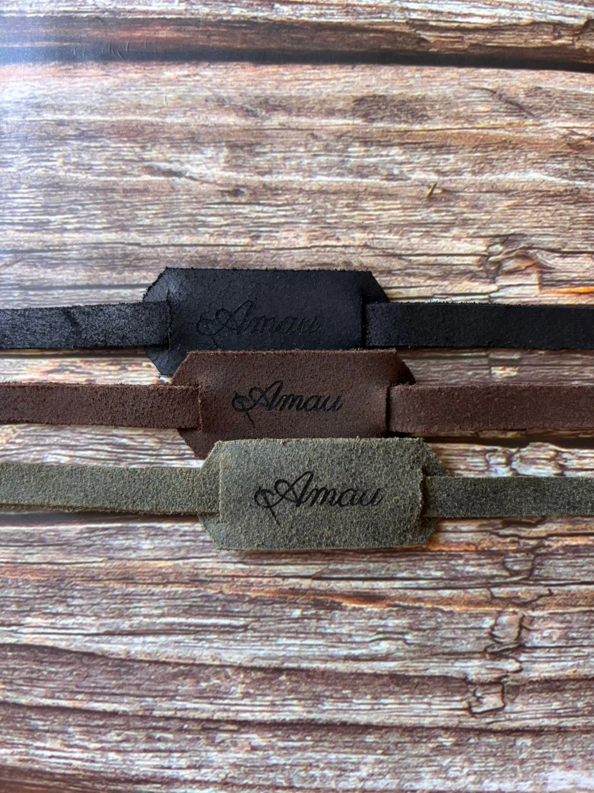 20% DCTO/Pack 3 straps de cuero para lentes 20