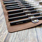 Estuche de cuero roll-on con 12 compartimientos color Chocolate - Miniatura 3
