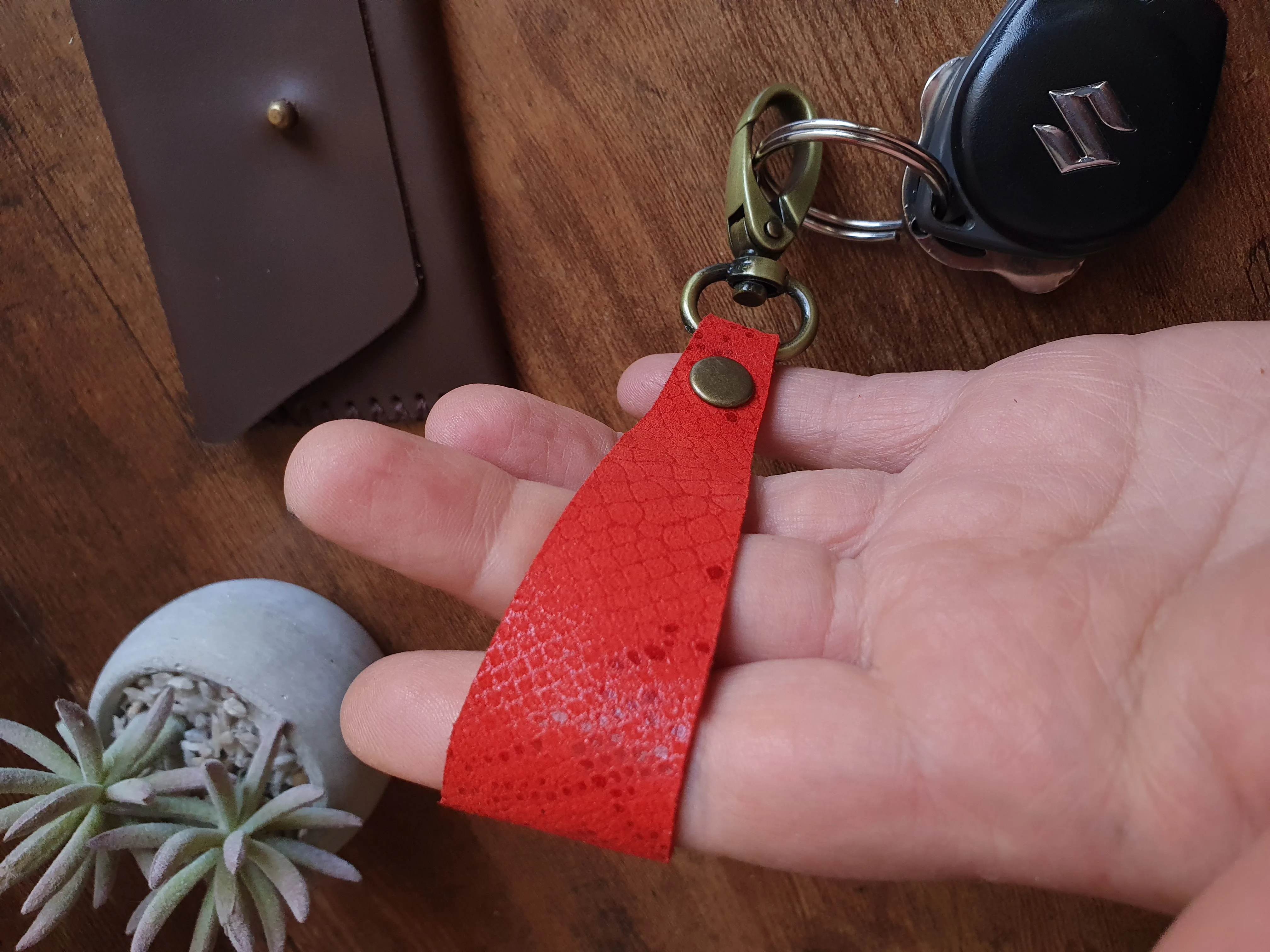 Llavero Amau color Cobra rojo 5