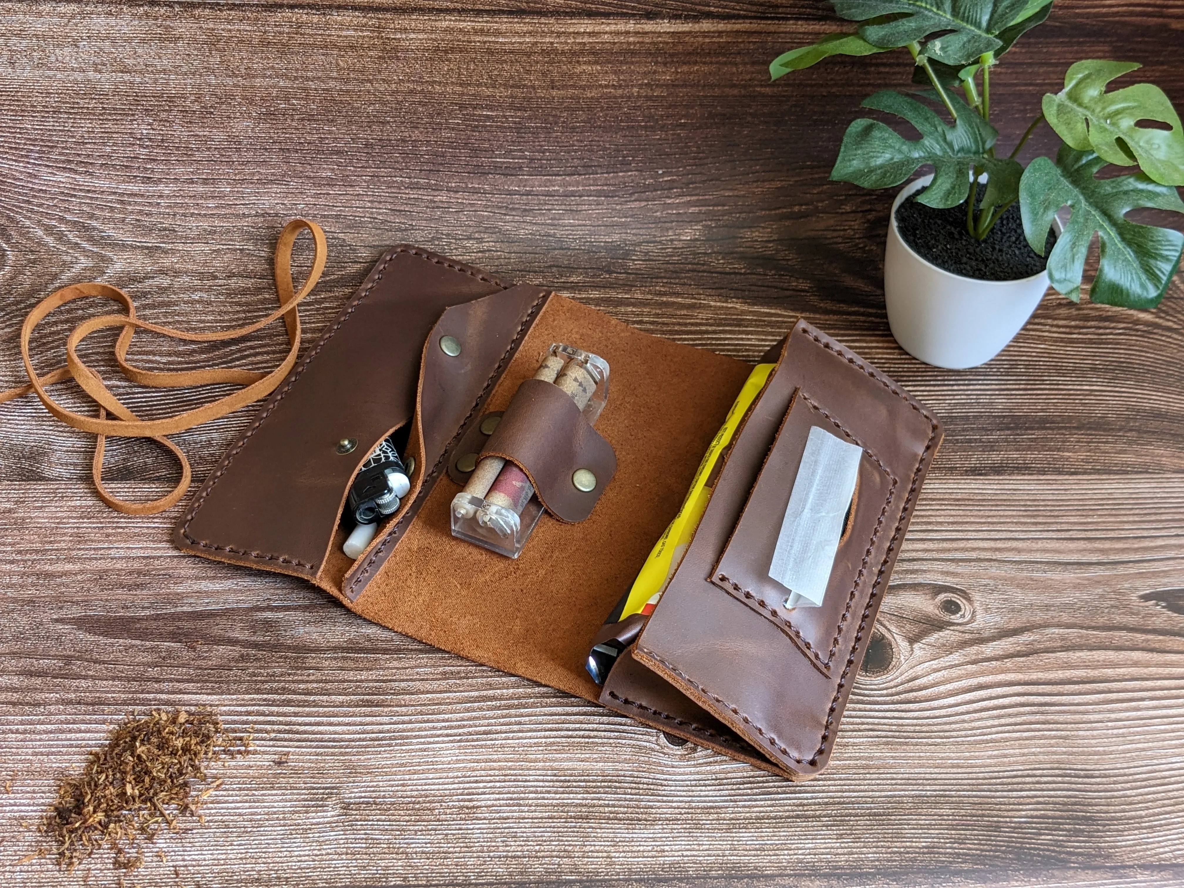 Tabaquera de cuero color Chocolate 3