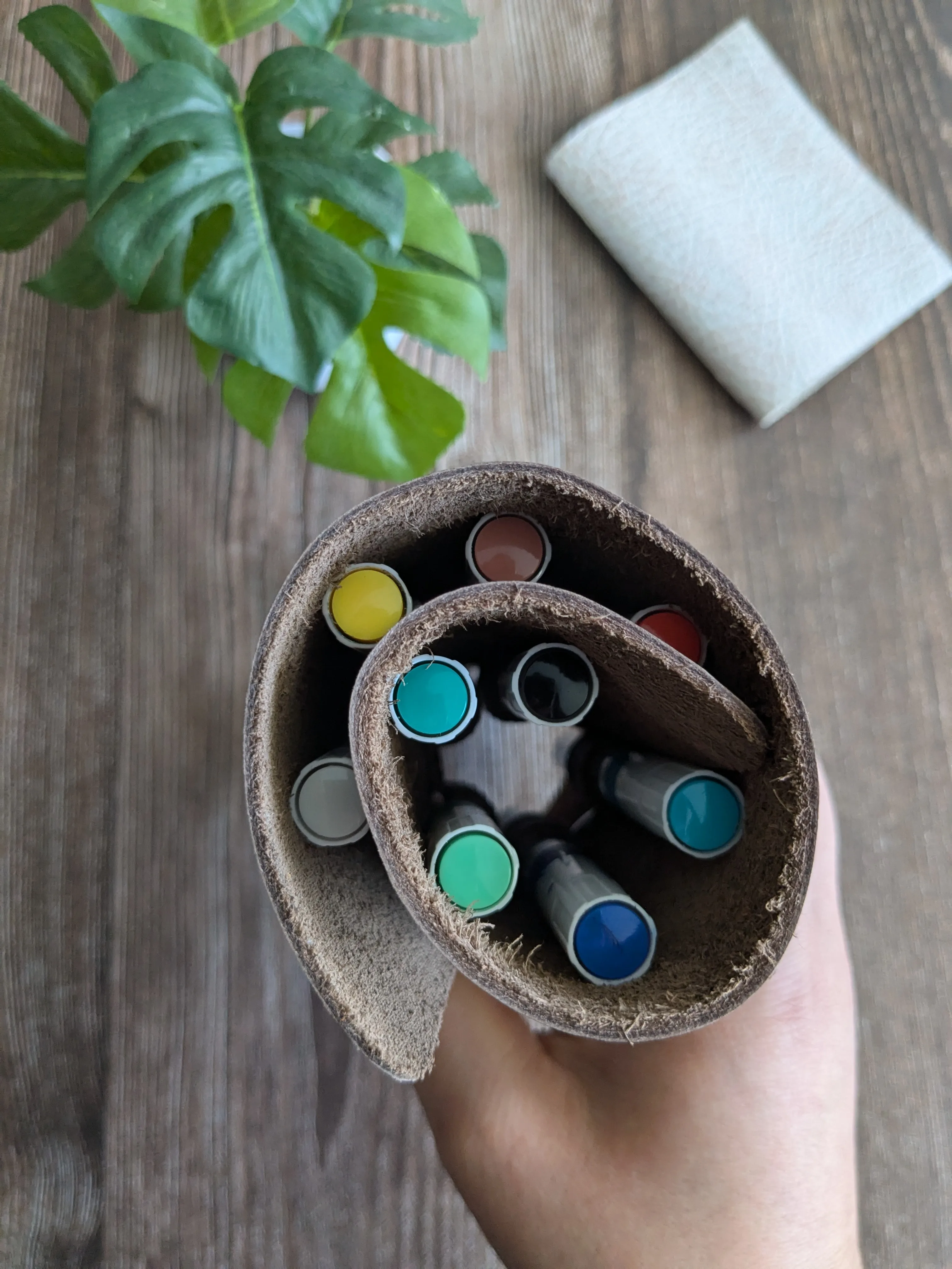Estuche de cuero roll-on con 9 compartimientos color Chocolate 5