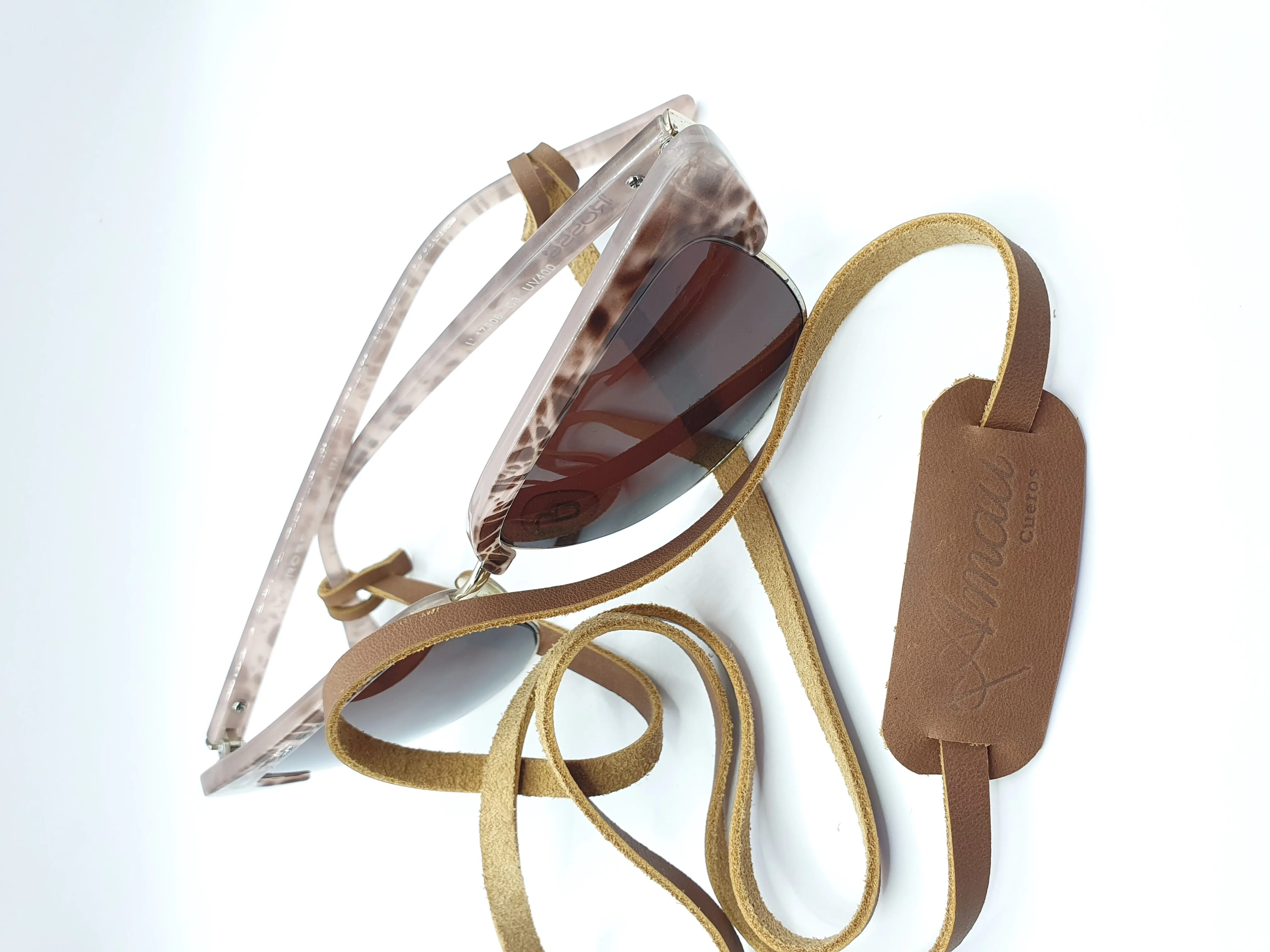 Strap para lentes cuero color Caramelo 4