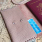 Funda para pasaporte de cuero color Rosa Plata - Miniatura 5