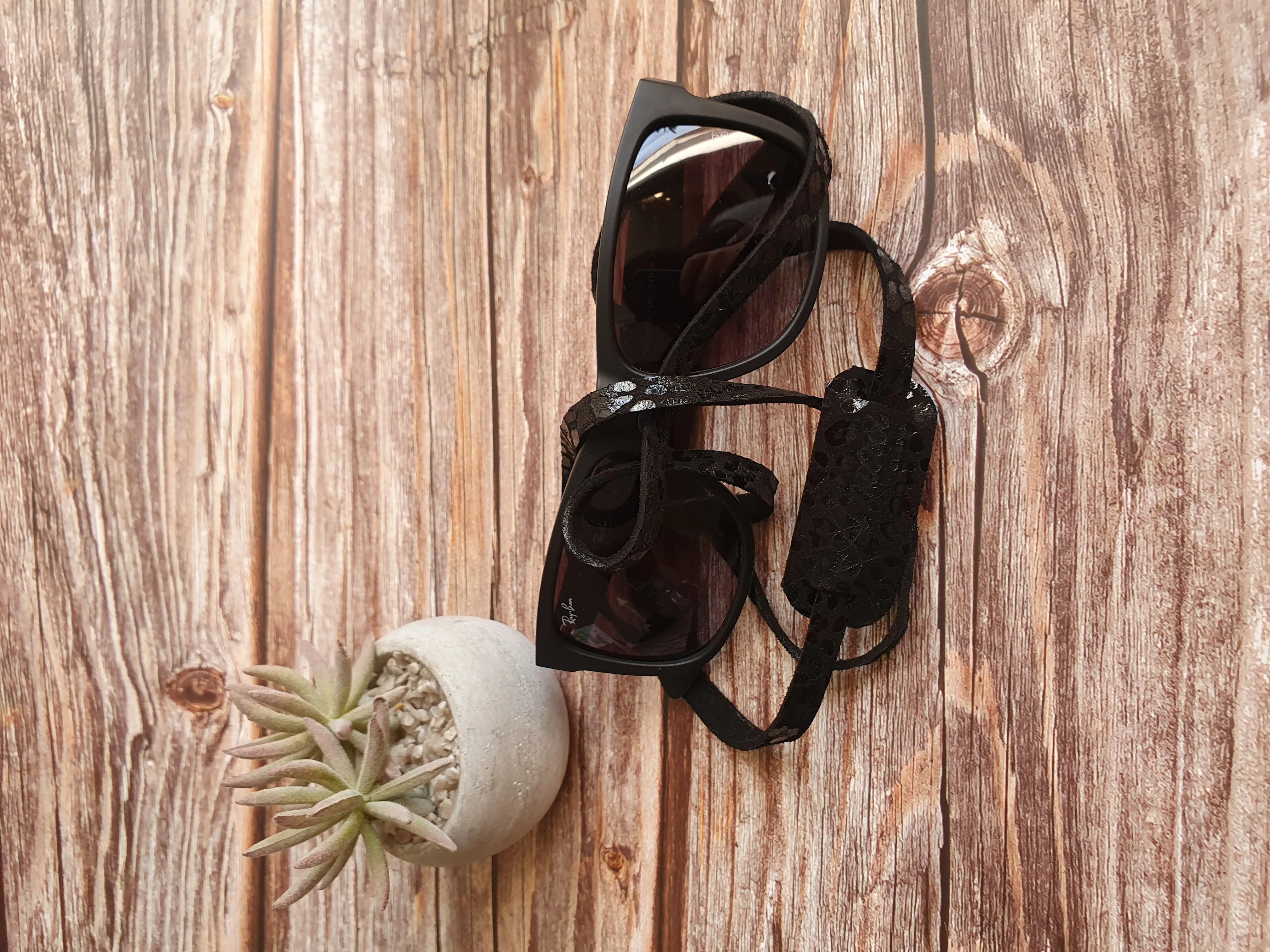 Correa de cuero para lentes color Leopardo Negro 4