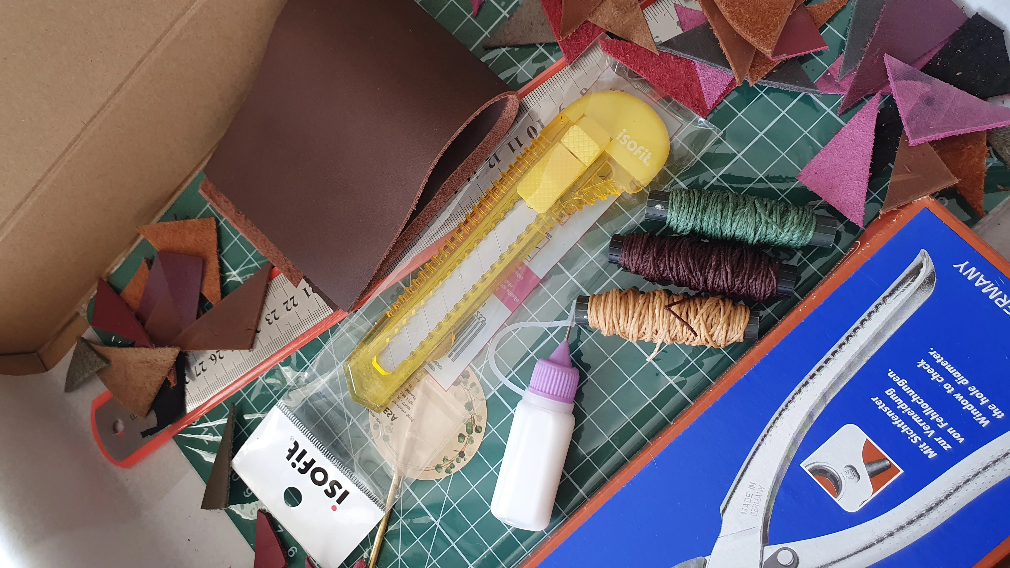 Taller de talabarteria + kit de inicio 4