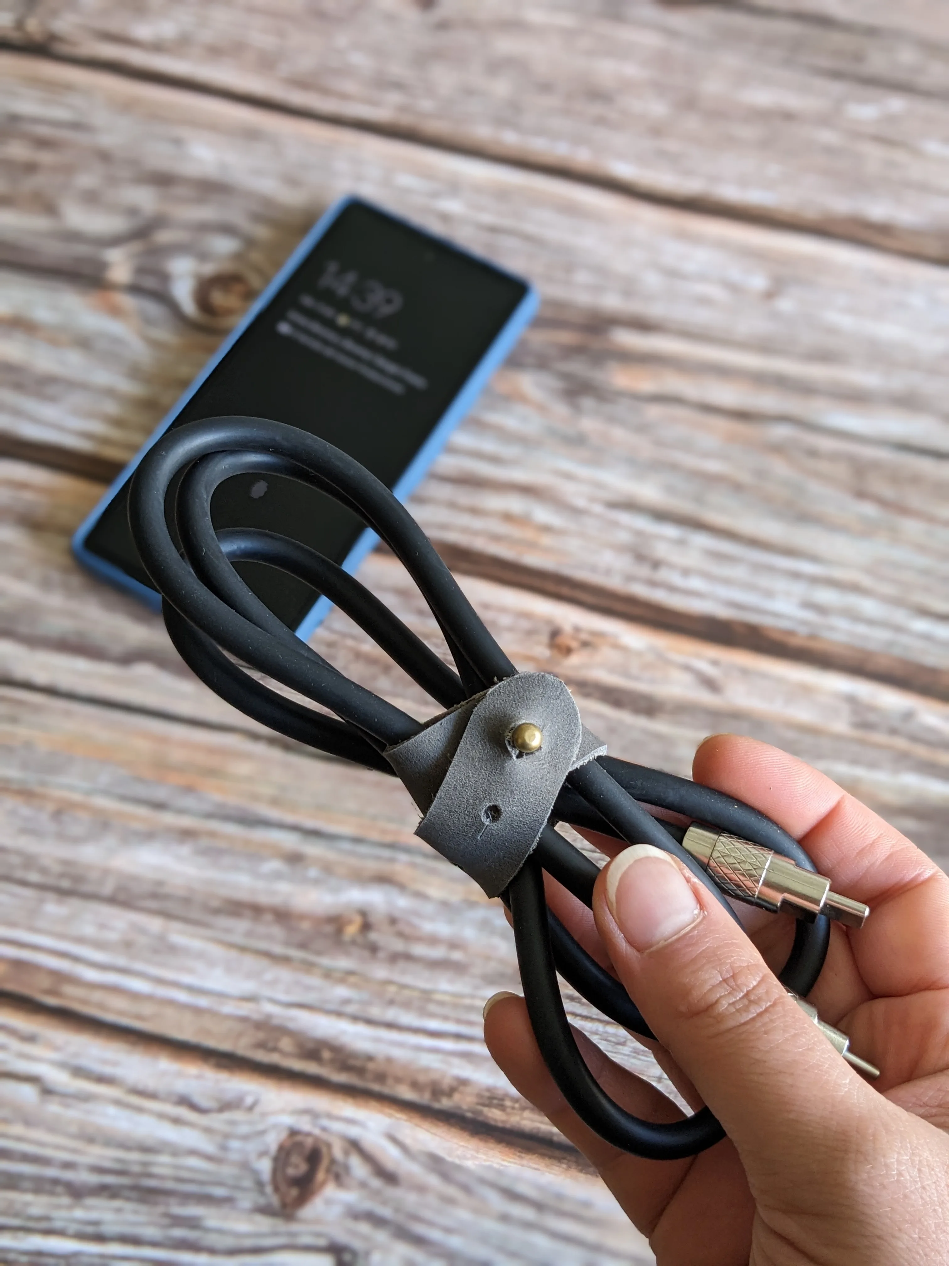 Organizador de cables color Gris 3
