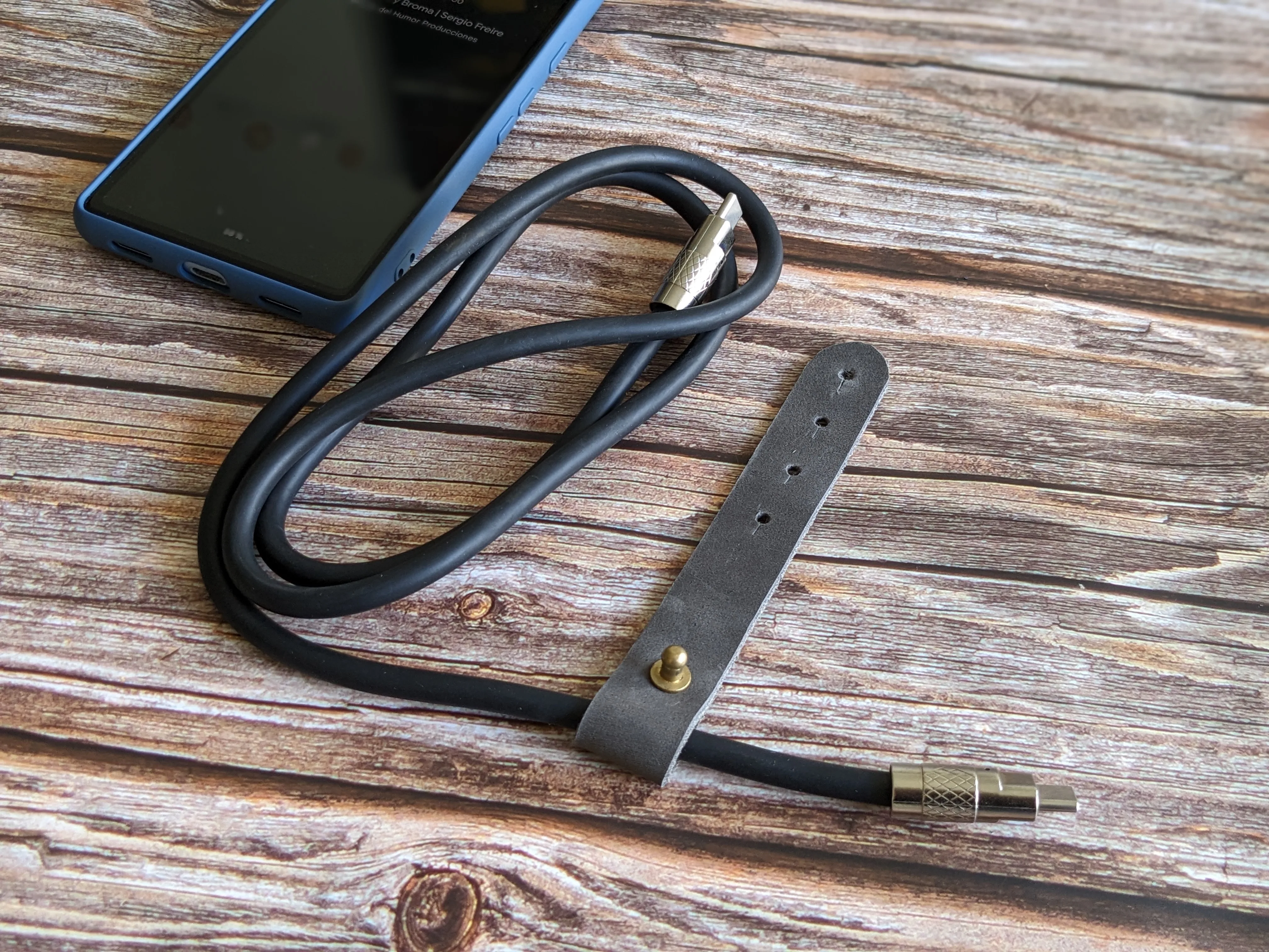 Organizador de cables color Gris 4