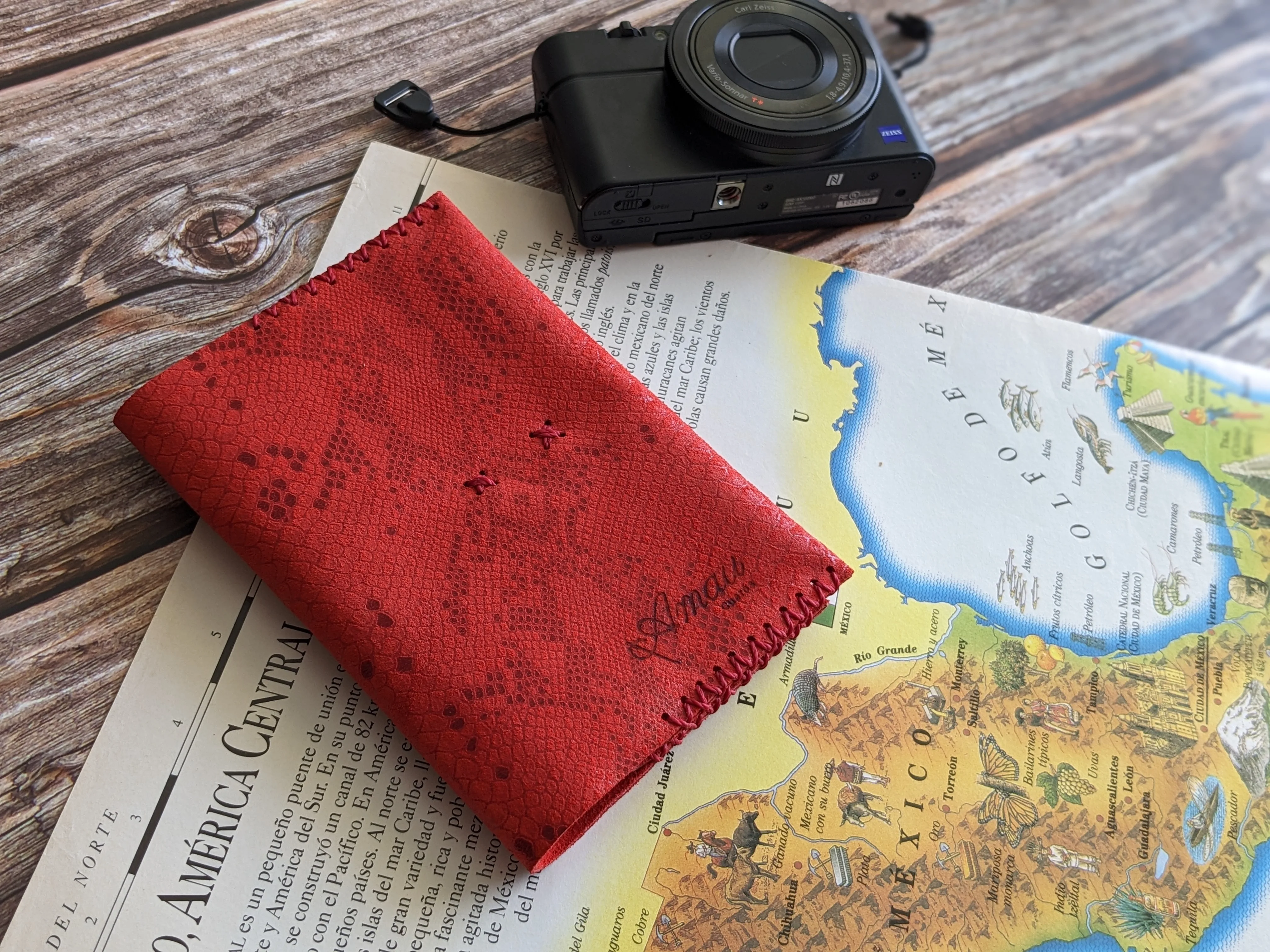 Portapasaporte color Cobra Rojo 5