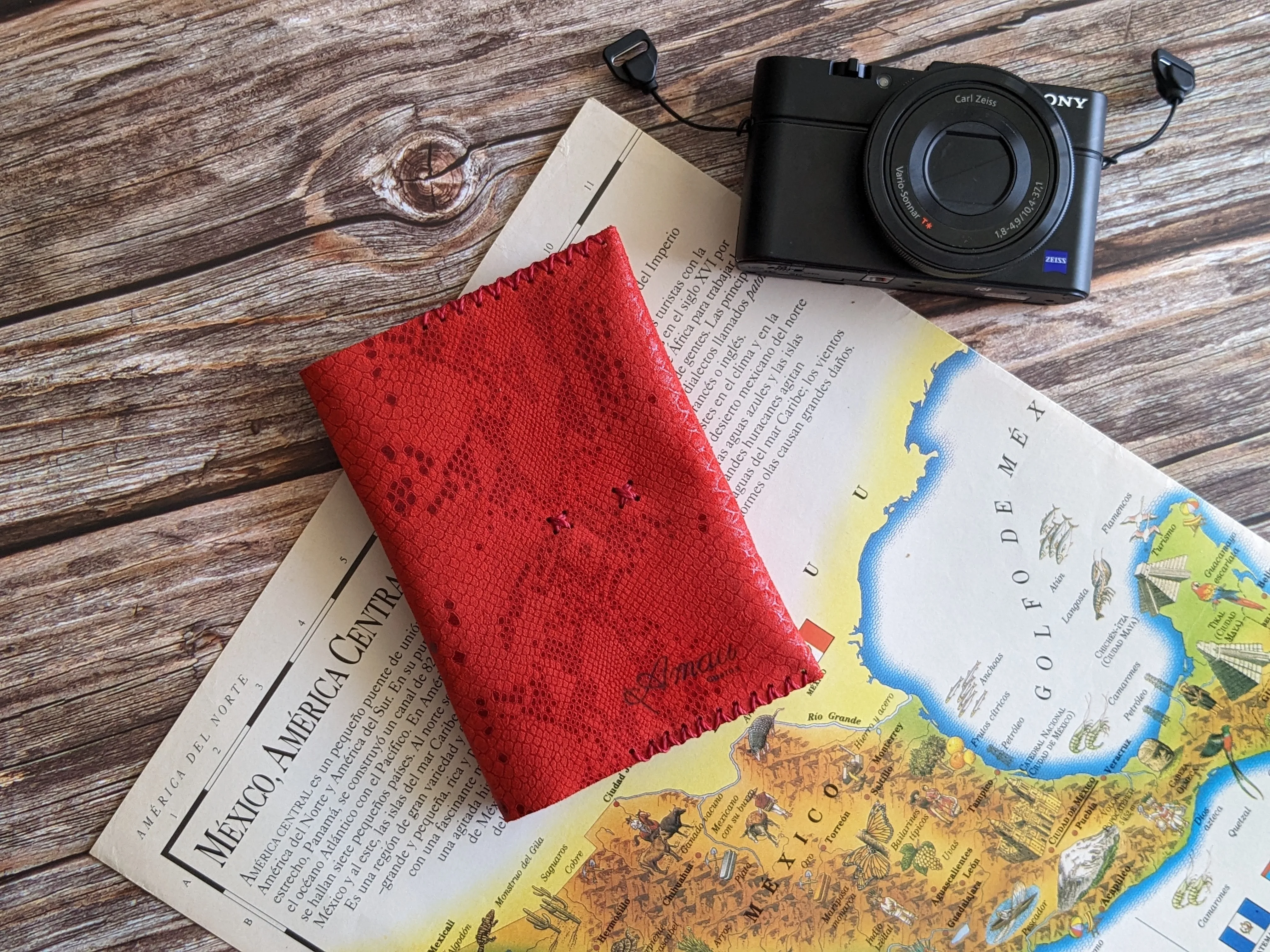 Portapasaporte color Cobra Rojo 6