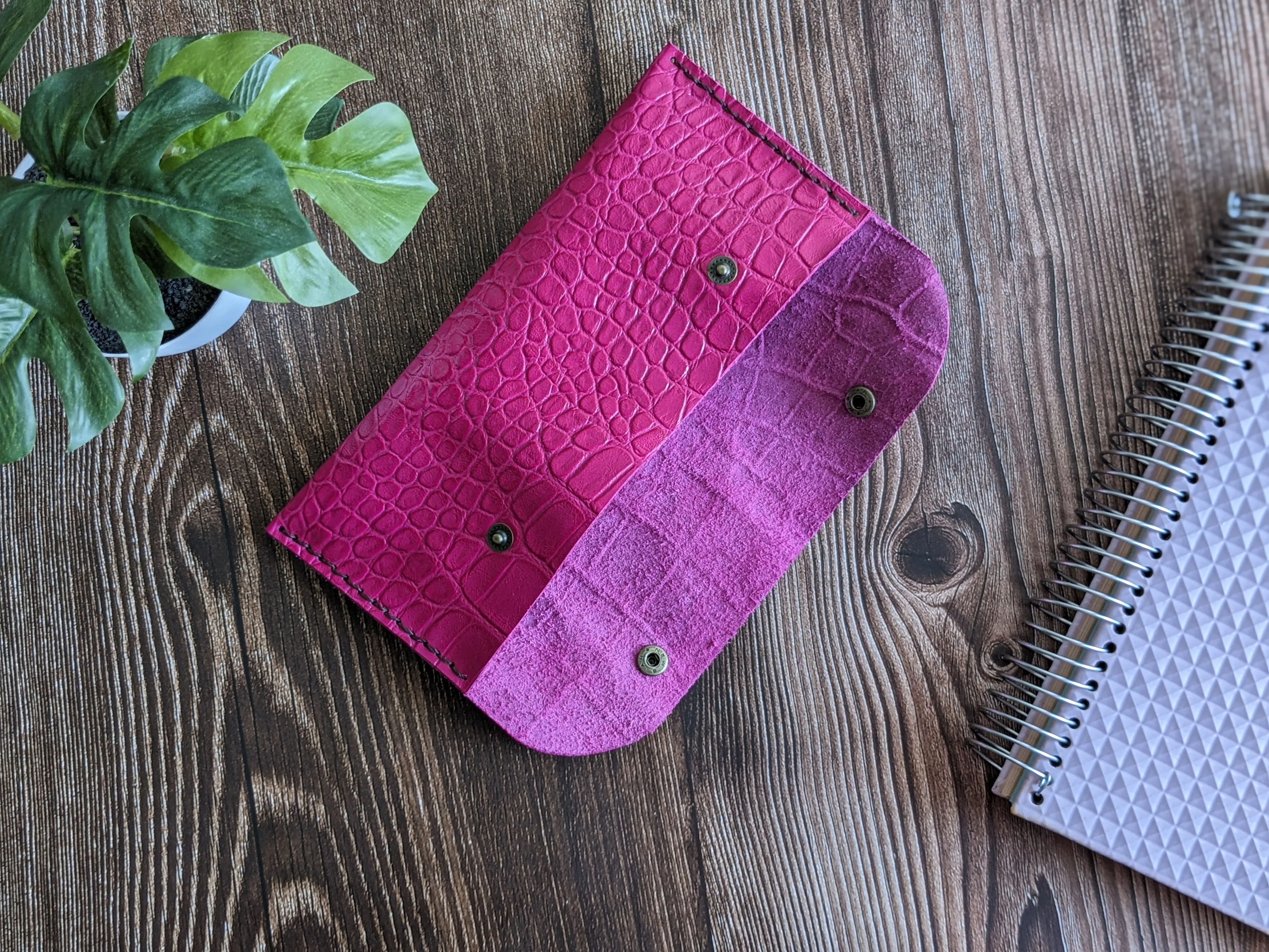 Estuche de cuero color Cobra Rosa M 4