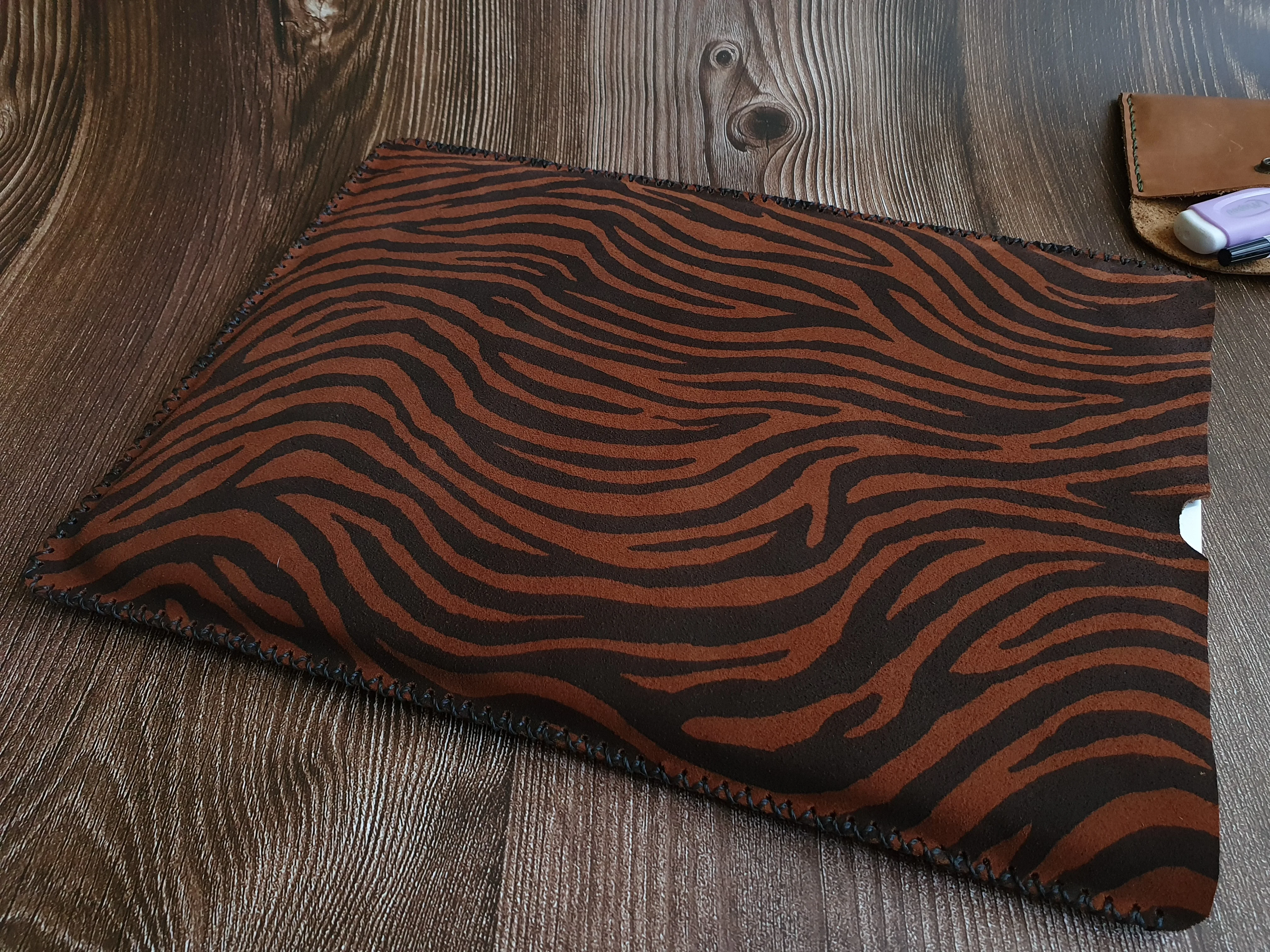 Funda de cuero para notebook de 13