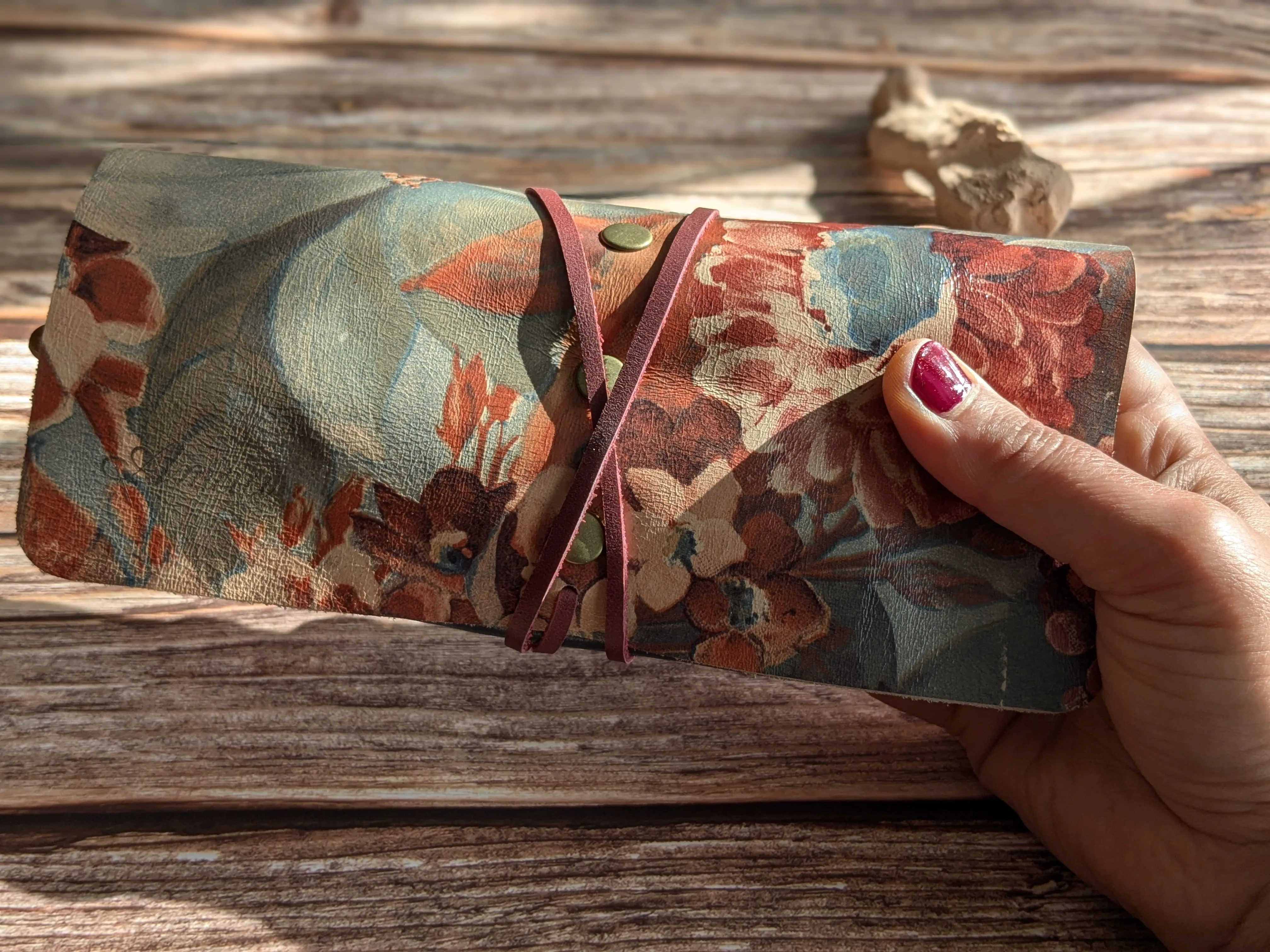 Estuche de cuero roll-on con 9 compartimientos Flores 9