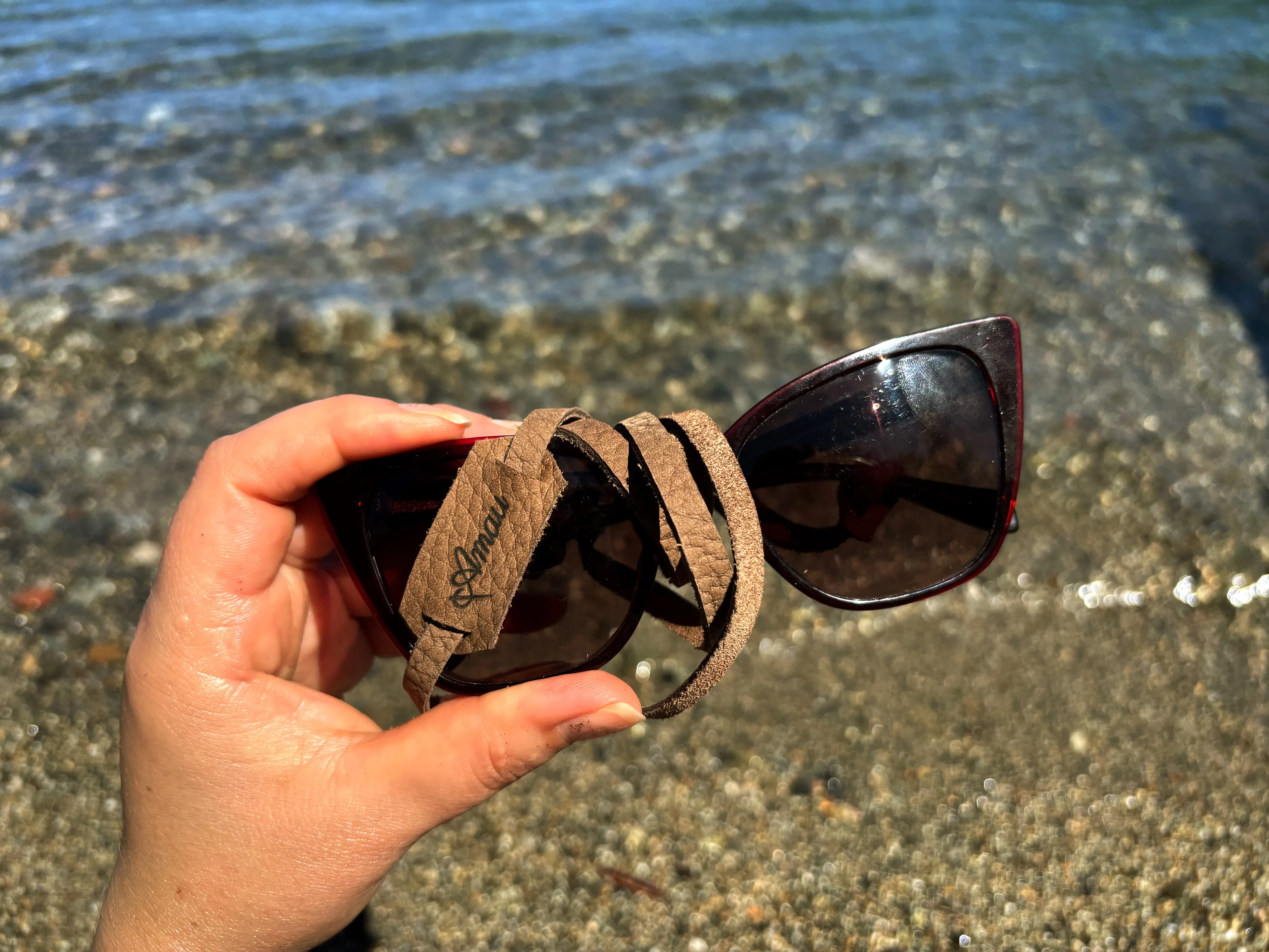 Strap para lentes cuero color Café 12