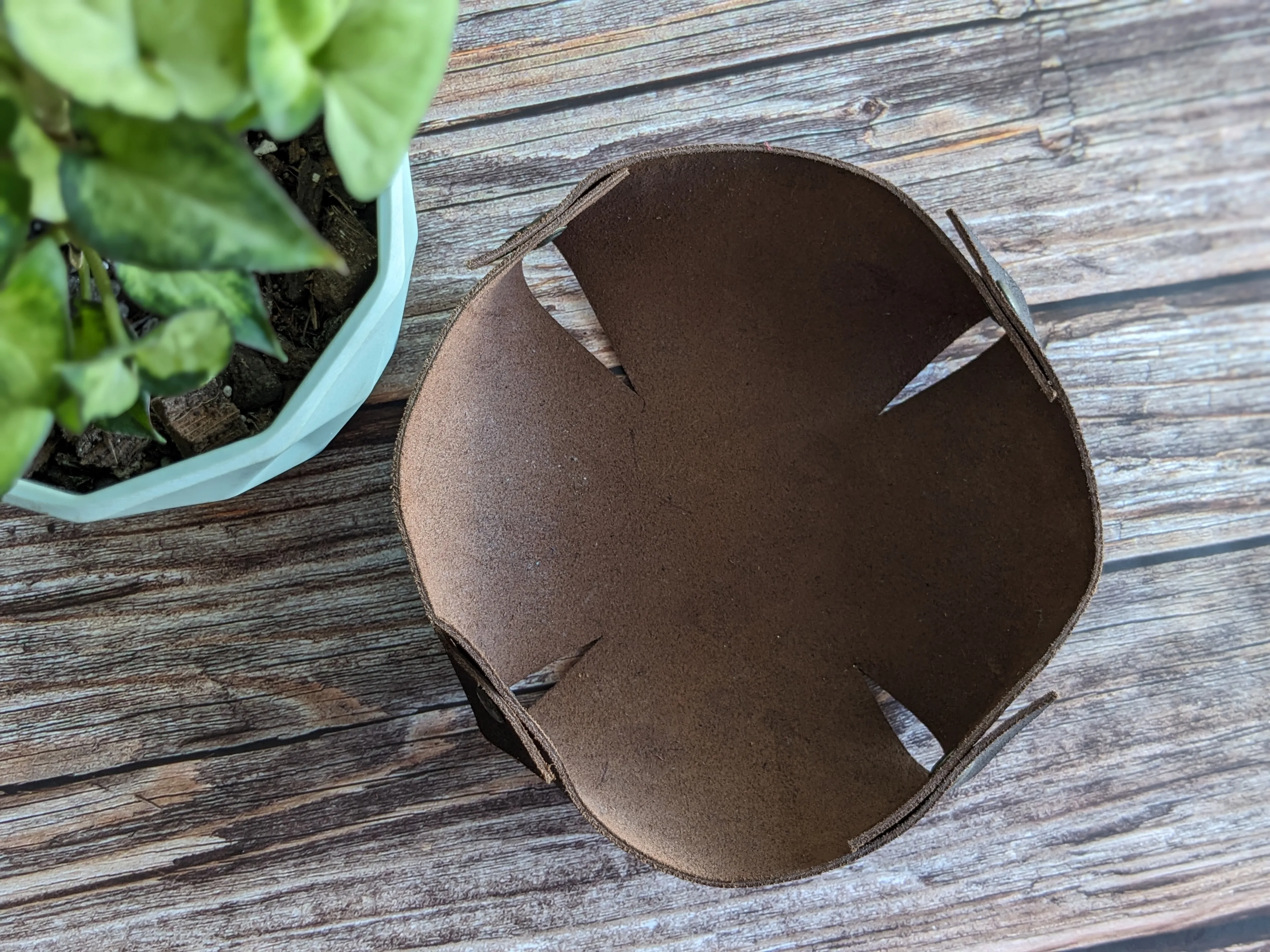 Cesta de cuero tipo flor 6