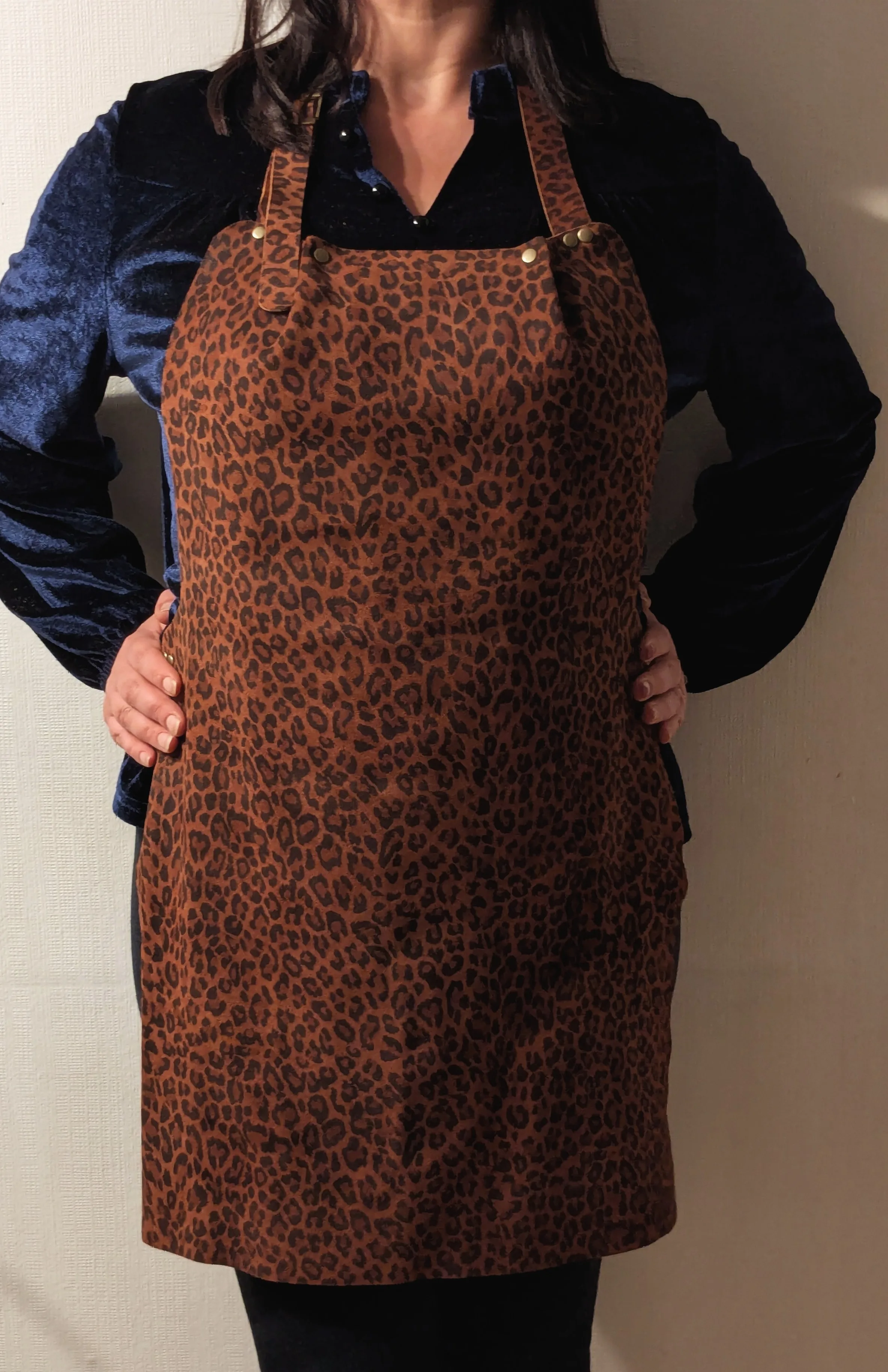 Delantal de cuero talla M color Leopardo Roble  8
