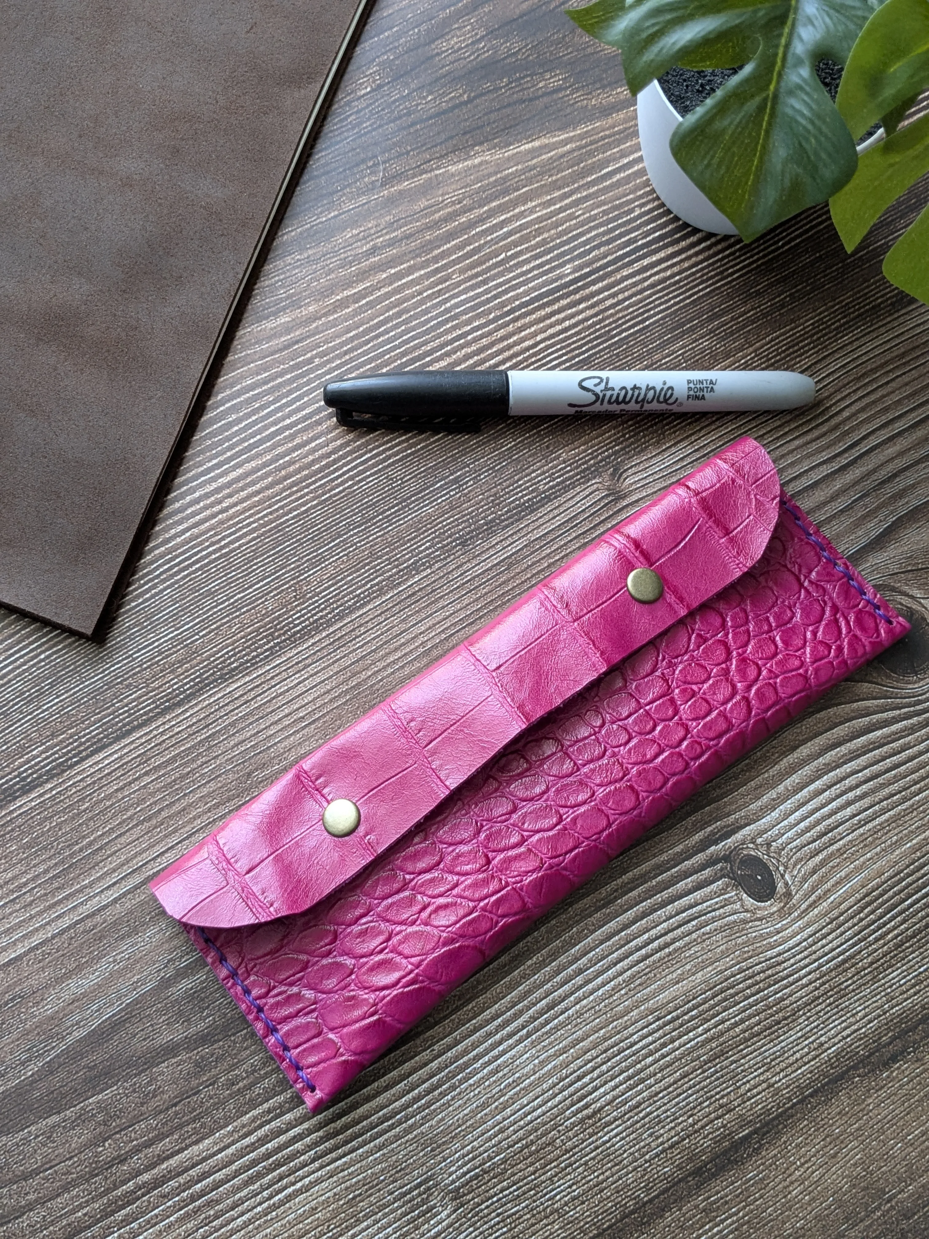 Estuche de cuero color cobra Rosa S 2