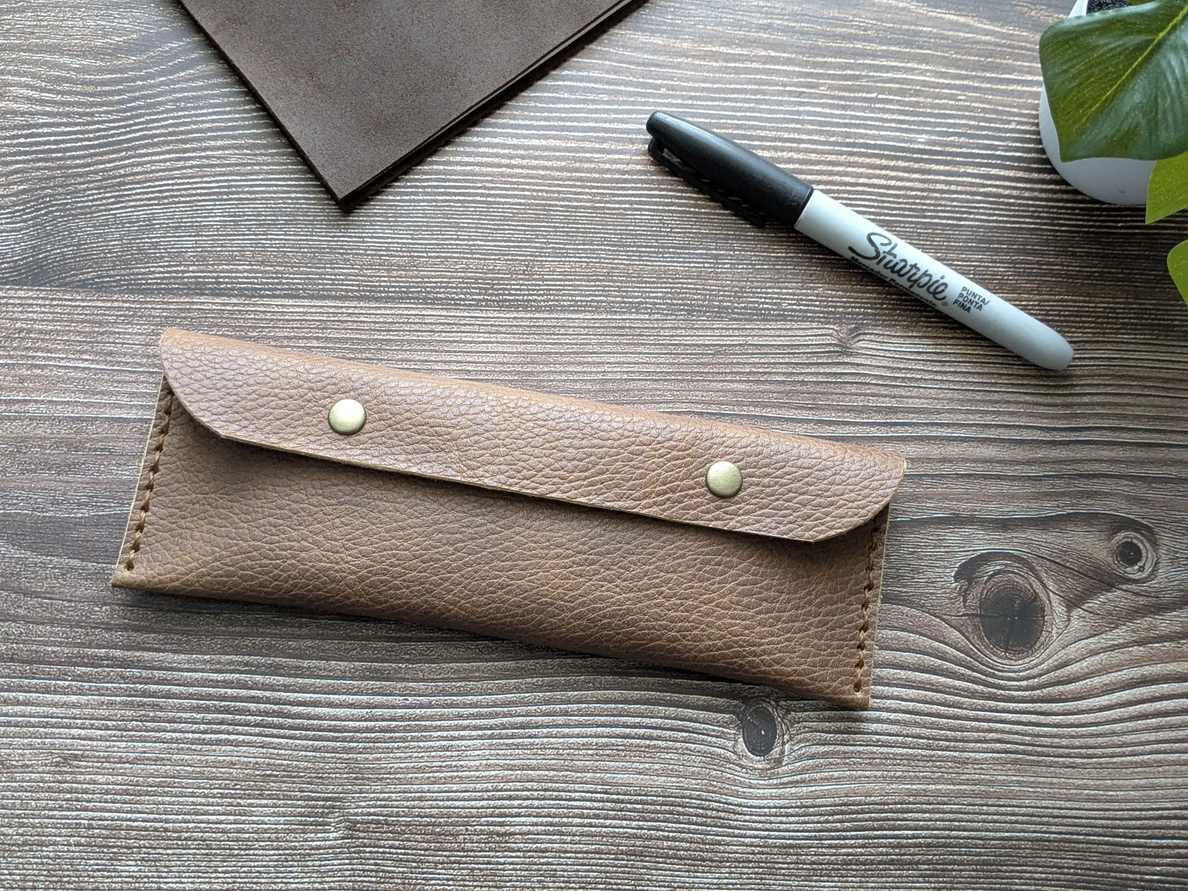 Estuche de cuero color Almendra S 3