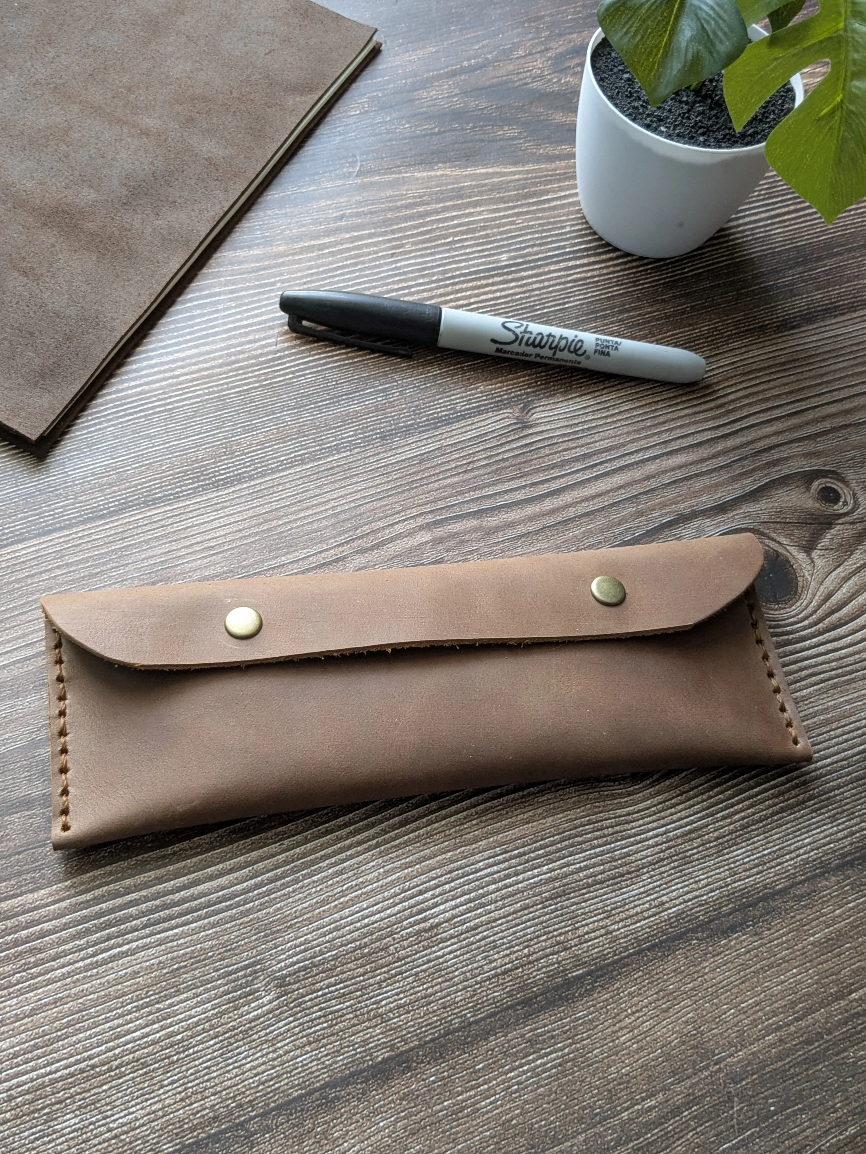 Estuche de cuero color Camel S 2