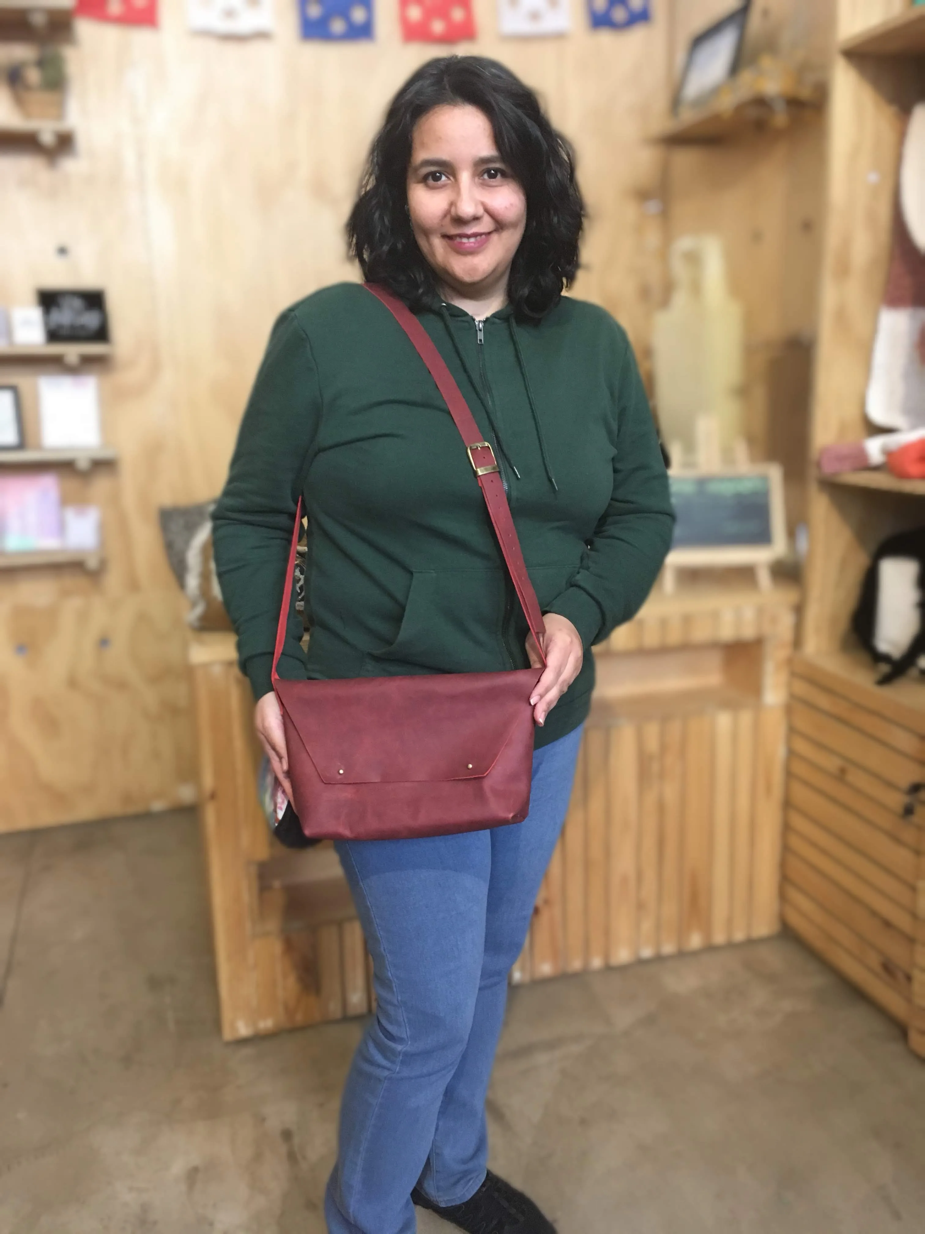 Taller para fabricar y diseñar tu propio bolso de cuero 4