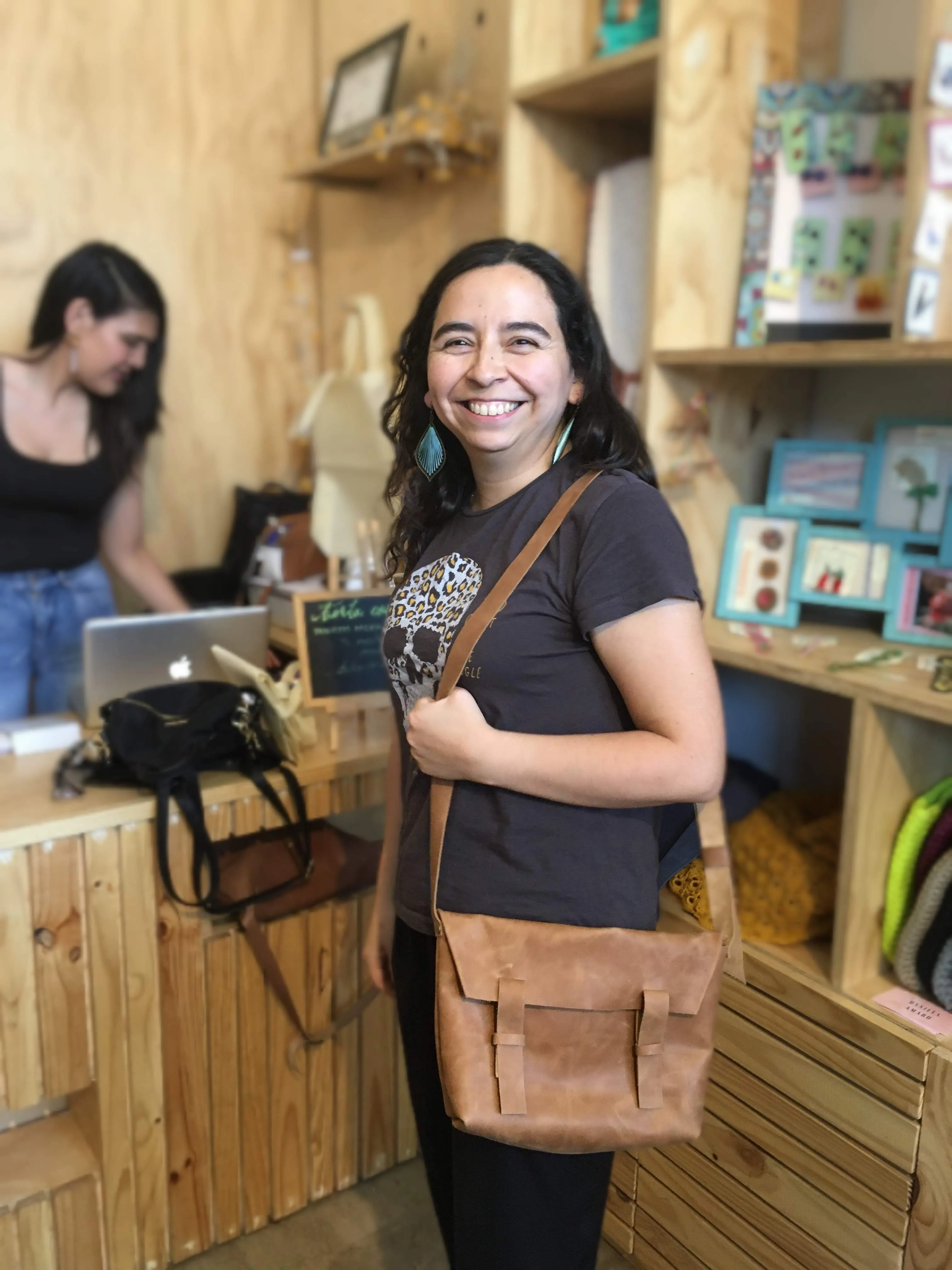 Taller para fabricar y diseñar tu propio bolso de cuero 12