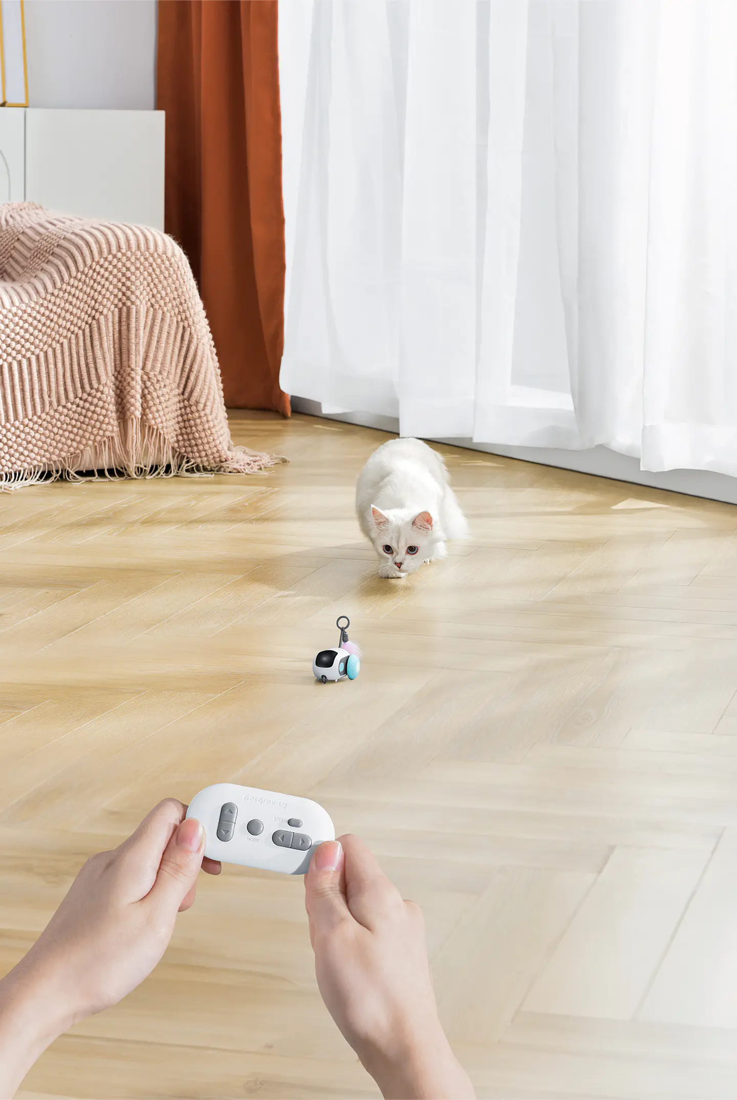 Juguete Interactivo Rodante para Mascotas con Control Remoto 7