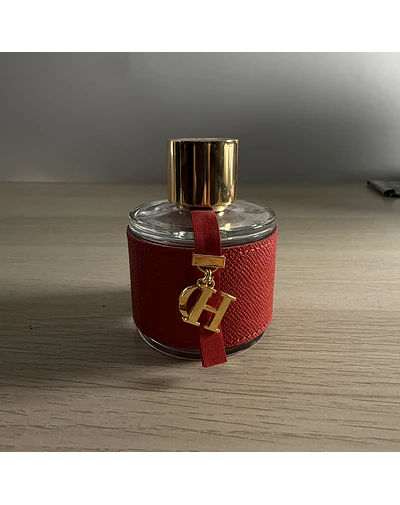 (PARCIAL) Carolina Herrera - CH Women 95% de 100ml, sin caja