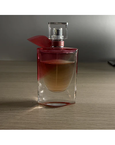 (PARCIAL) Lancome - La Vie est Belle En Rose 70% de 50ml, sin caja