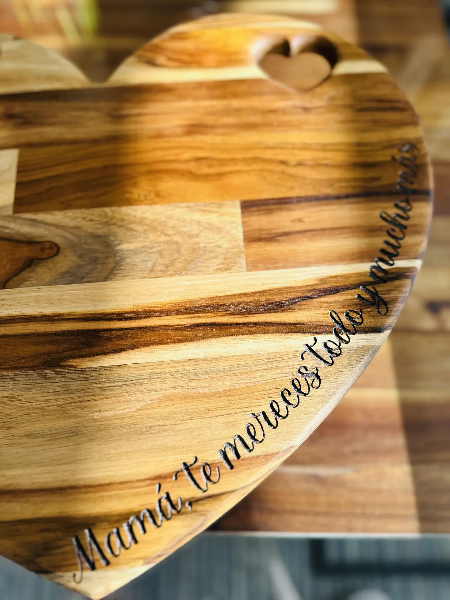 Tabla corazón Teca día madre   3