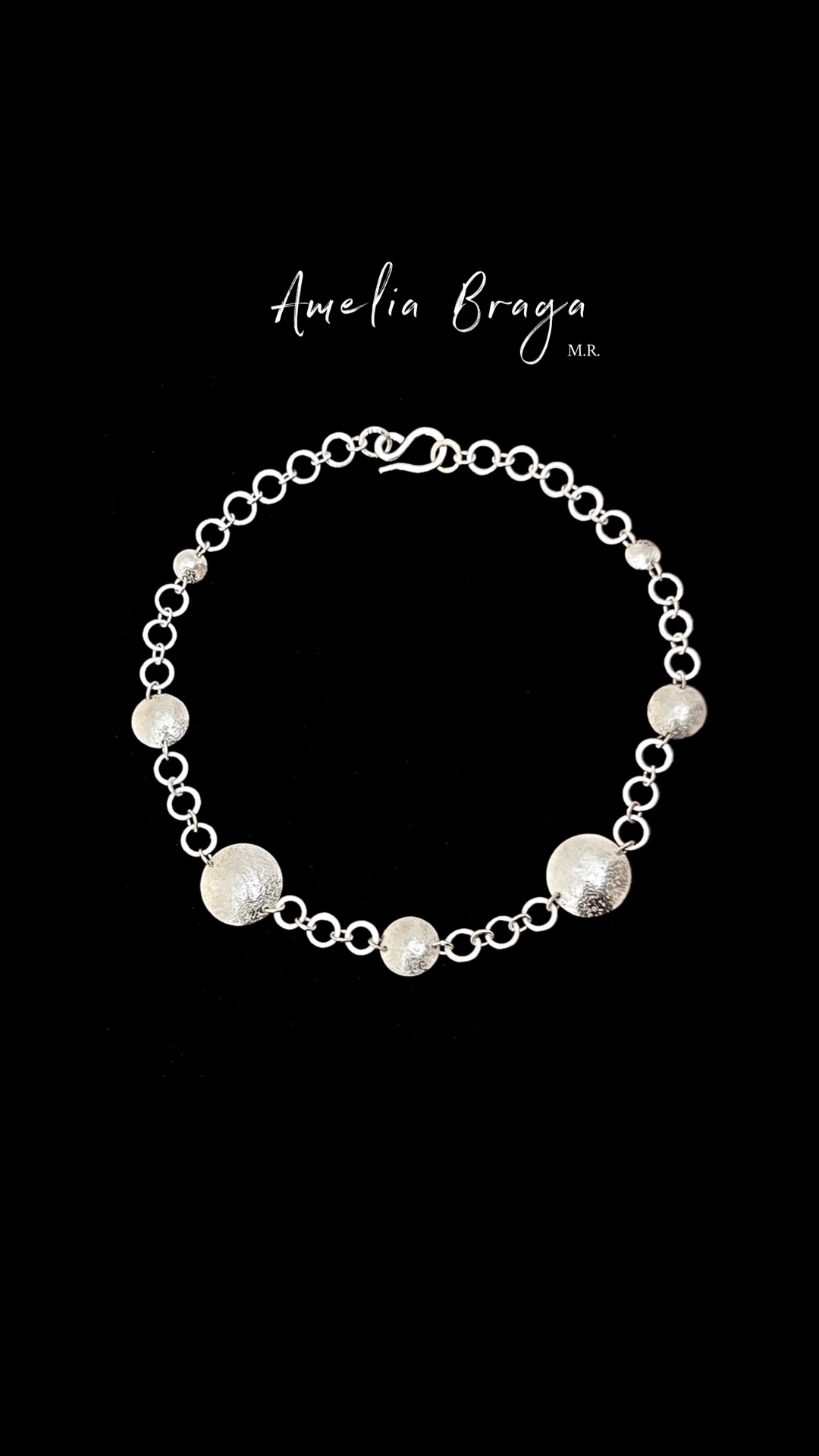 Collar círculos cóncavos