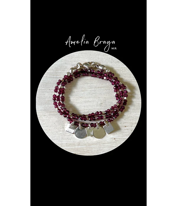 Collar raíz de rubí facetada 