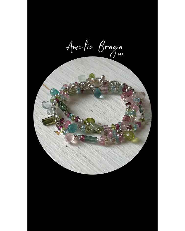 Collar piedras naturales tonos pastel 