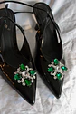 CLIP ZAPATO ROMBO PLATEADO CON VERDE - Miniatura 2