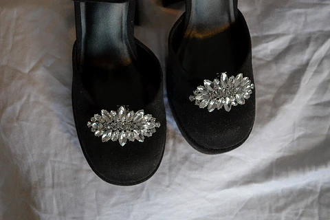 CLIP ZAPATO TUPIDO STRASS TIPO FLOR