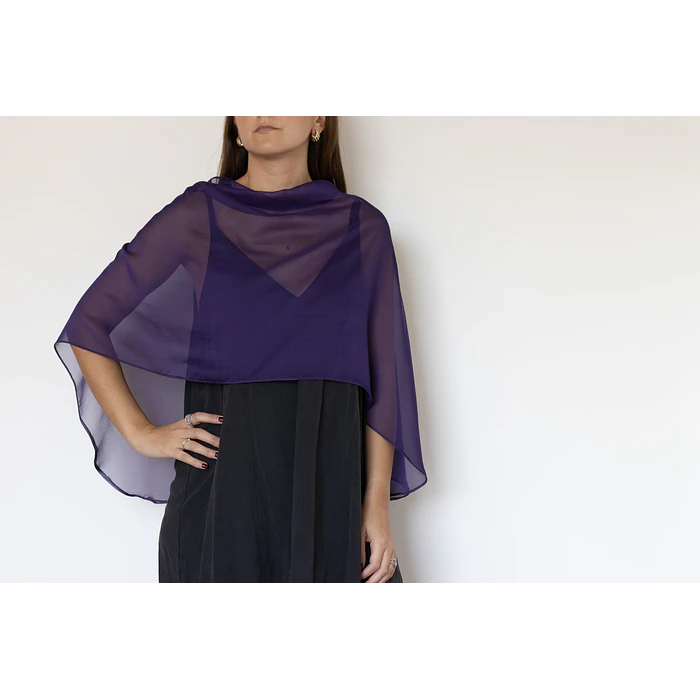 CAPA GASA MORADA CORTA 3