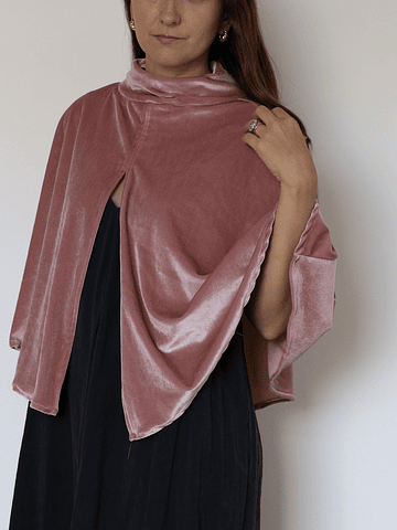 CAPA ROSADO PALIDO CON CUELLO TERCIOPELO