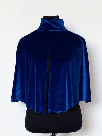 CAPA AZUL REY CON CUELLO TERCIOPELO