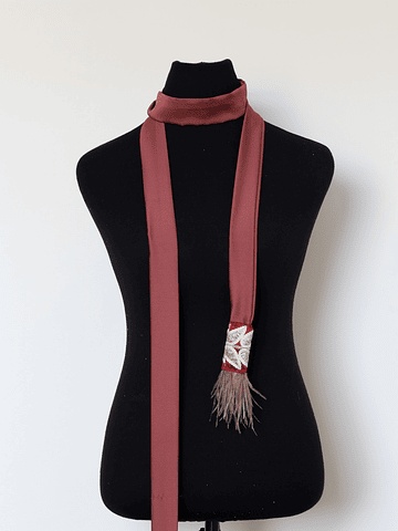 PAÑUELO PLUMAS ROJO COLONIAL