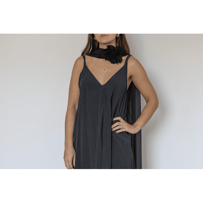 PAÑOLETA ROSA COLOR NEGRO 3