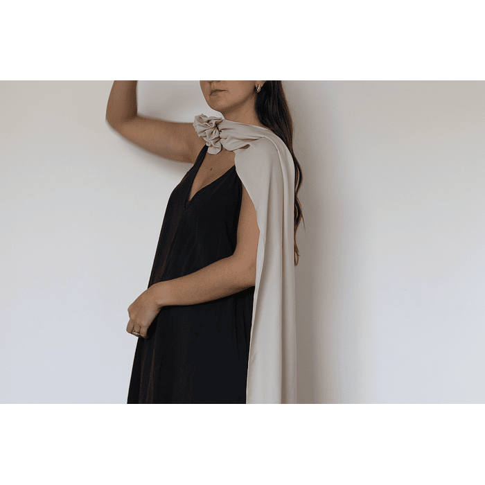 PAÑOLETA ROSA COLOR BEIGE PÁLIDO 2