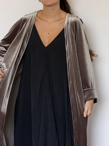 KIMONO TERCIOPELO TAUPE OSCURO
