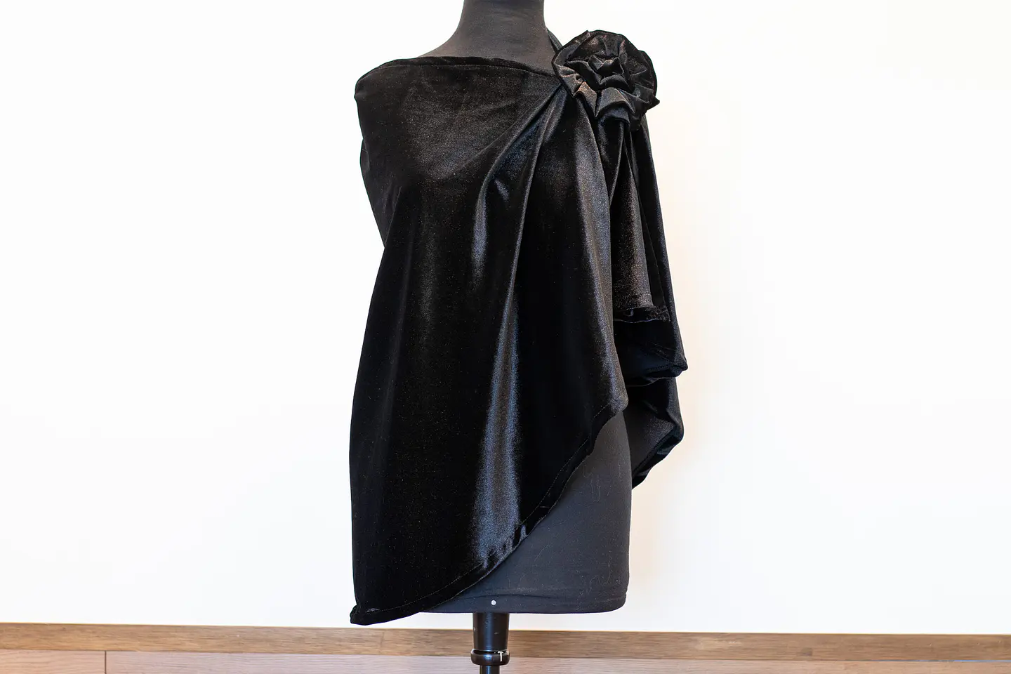 CAPA ANA TERCIOPELO NEGRO 3