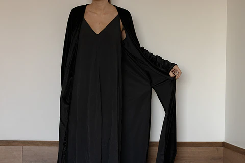 KIMONO TERCIOPELO MANGA RECTA COLOR NEGRO